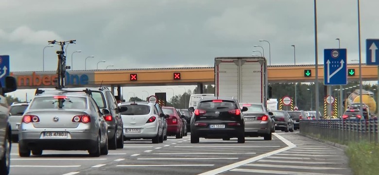 "Dziewięć kilometrów jechaliśmy trzy godziny". Kierowcy zbulwersowani korkami na A1