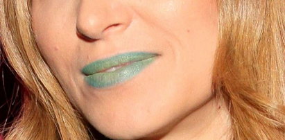 Modowa wyrocznia z zielonymi ustami