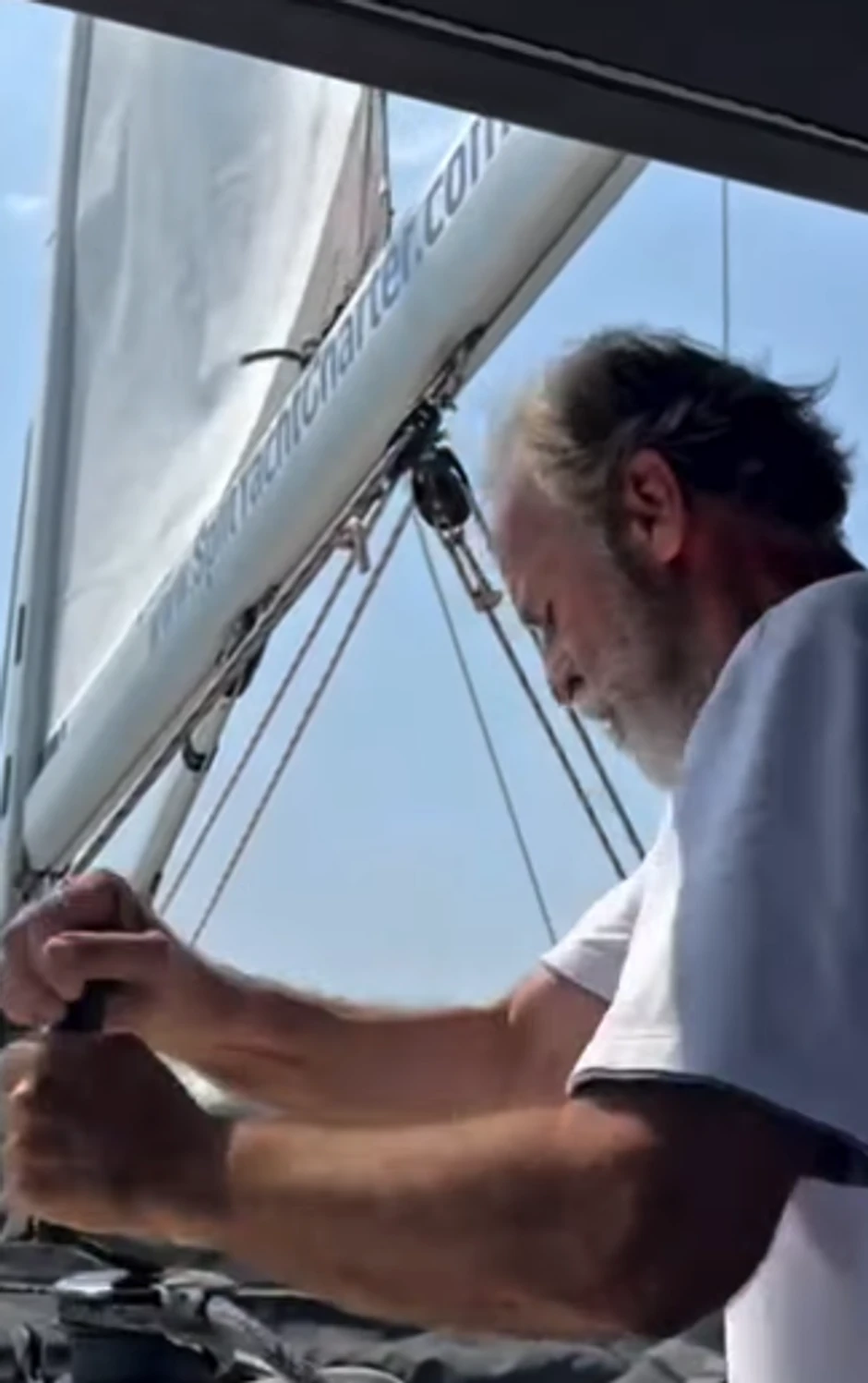 Frano Lasić sa porodicom na moru