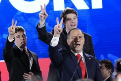 Syn Karola Nawrockiego: 'Tusk chciał zniszczyć, zaszczuć mojego ojca'