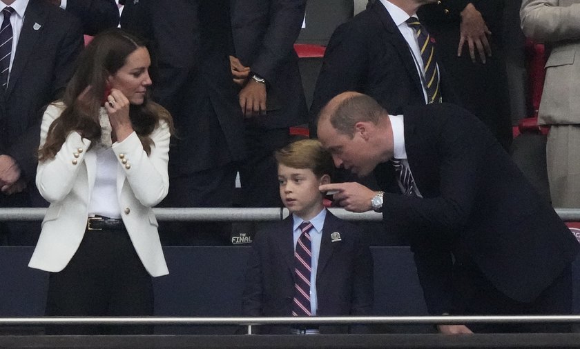 Kate, William i siedmioletni Jerzyk na trybunach na Wembley podczas finału Euro 2020