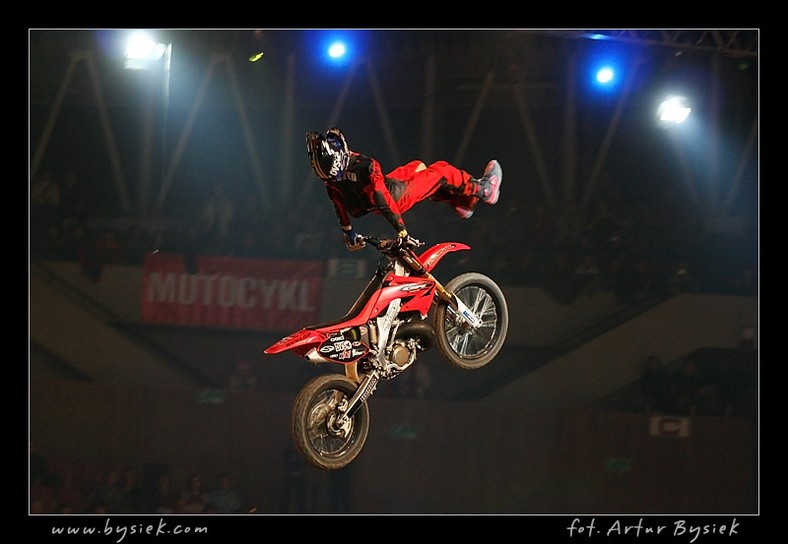 DIVERSE Night of the Jumps - fotografował Artur Bysiek