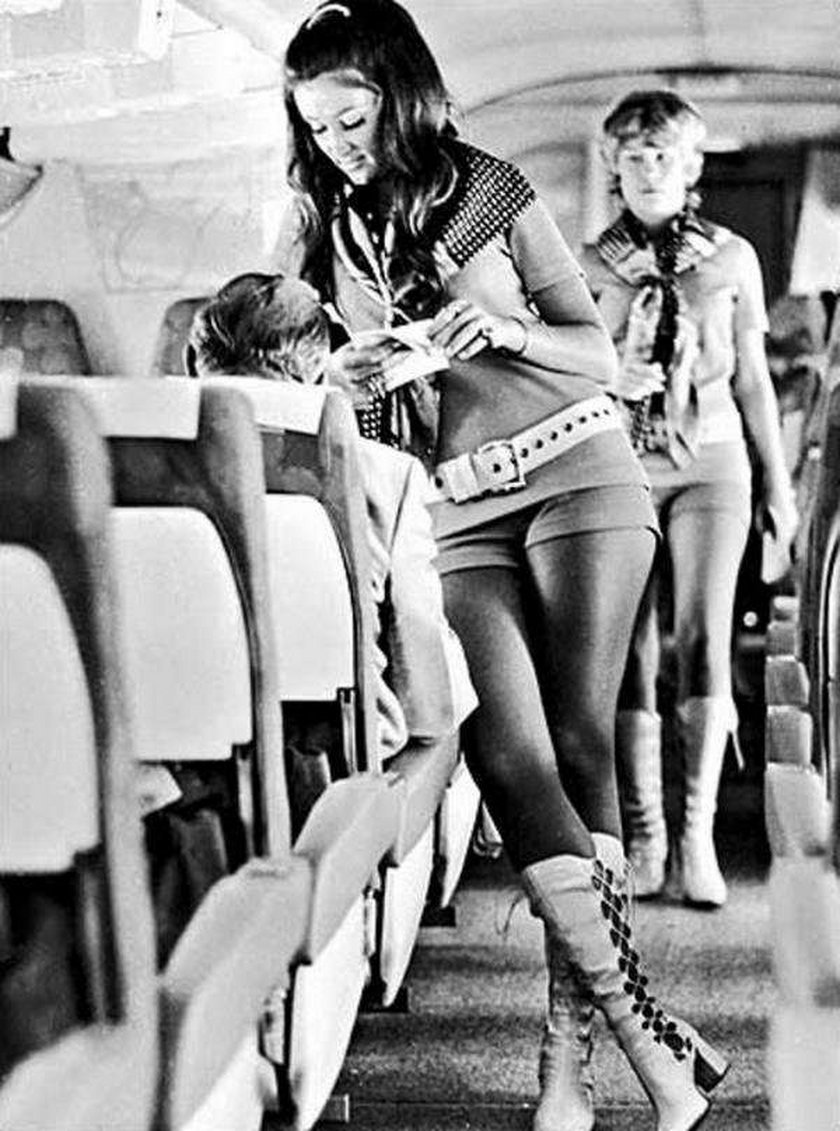 Seksowne stewardessy