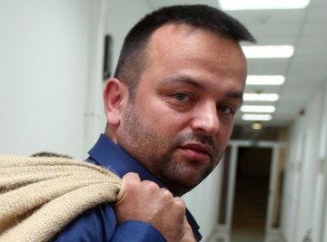 POZNAT UZROK SMRTI SAŠE KATANČIĆA: Pevač iznenada preminuo, supruga je sve pokušala 