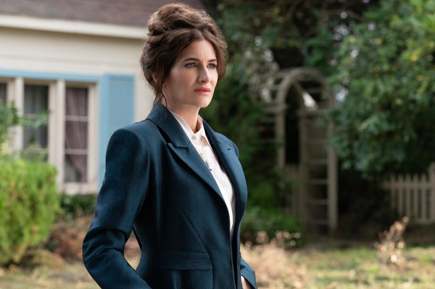 Kathryn Hahn jako Agatha Harkness w serialu "To zawsze Agatha"