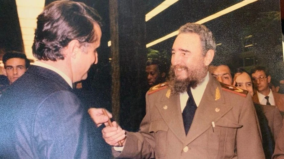 Lalić i Kastro u Havani 1981. razmenjuju cigare | Foto: Privatna arhiva