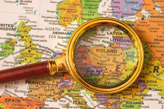 Niebezpieczna i anachroniczna centralizacja państwa [POLEMIKA]