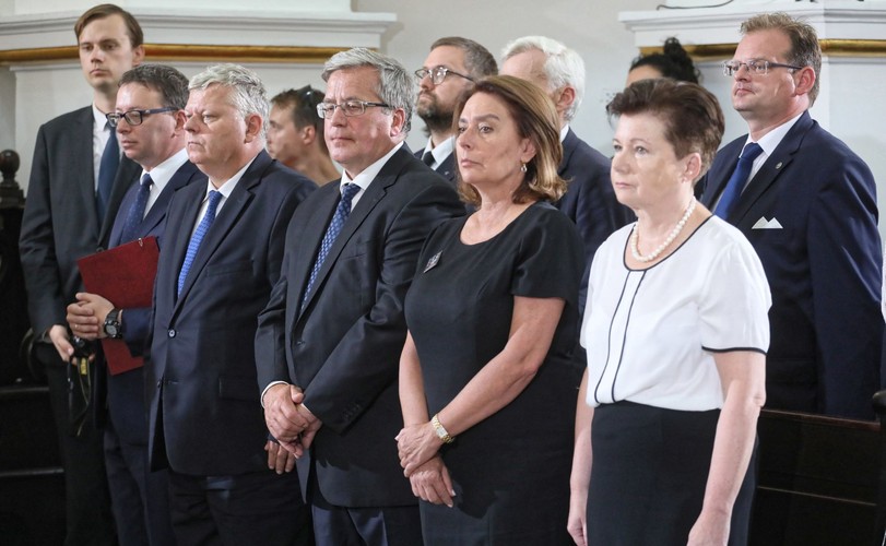 Politycy na pogrzebie generałą