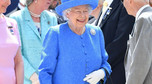 Królowa Elżbieta II na derbach w Epsom