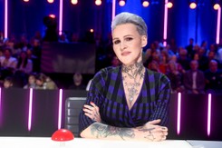 Zmarszczki, siwe włosy... Agnieszka Chylińska zaskoczyła fanów nowym wizerunkiem [FOTO]