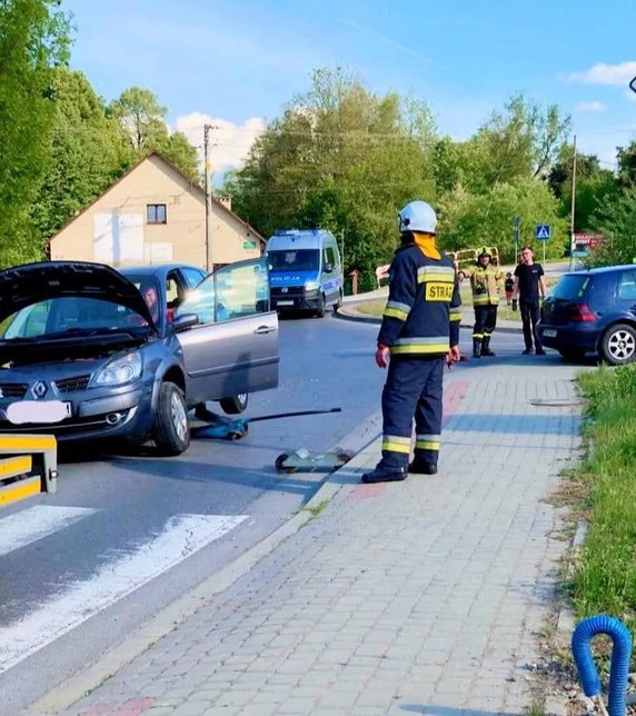 Wypadek na skrzyżowaniu w Łazach Biegonickich