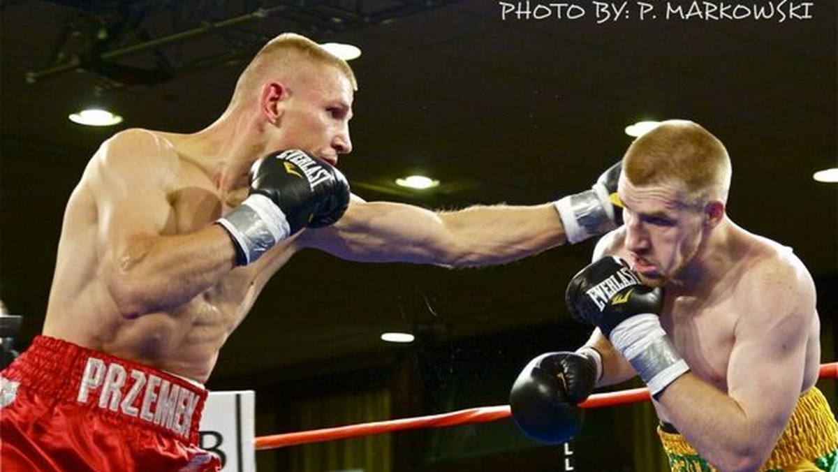 Już w sobotę 7 września na ringu w Frederikshavn Patrick Nielsen (19-0, 9 KO) przystąpi do obrony interkontynentalnego pasa federacji WBA wagi średniej, mając za rywala naszego Przemysława Majewskiego (21-1, 13 KO). Dla obu ewentualne zwycięstwo będzie przepustką do jeszcze większych walk, być może nawet o mistrzostwo świata, gdyż obaj są wysoko notowani w rankingach.