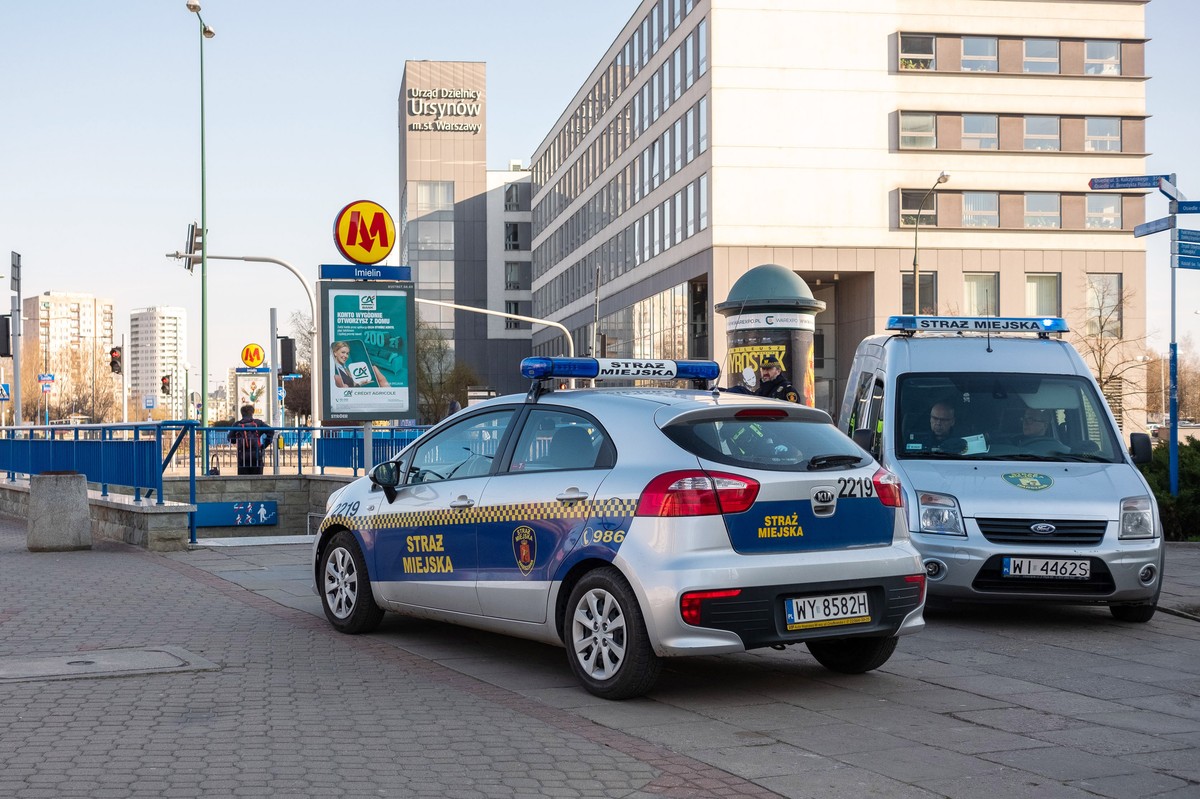 Co za blamaż! Strażniczka miejska wpadła podczas akcji 