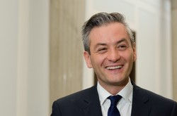 Biedroń oszczędza na samochodach. "Lista kilometrówek jest dokładnie weryfikowana"