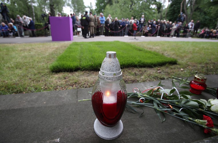 Pogrzeb generała Wojciecha Jaruzelskiego na cmentarzu wojskowym na Powązkach