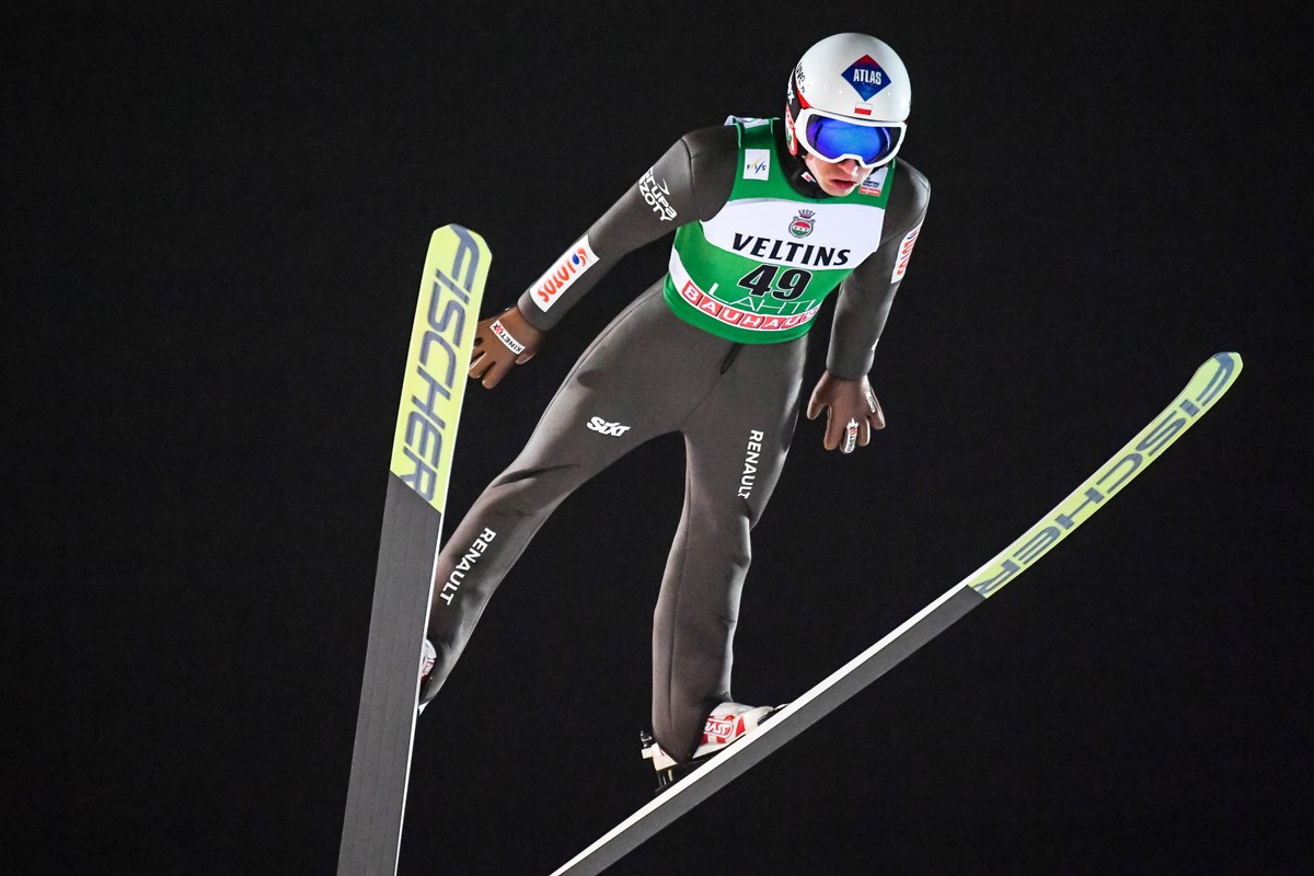 PŚ w skokach: Stoch w wielkim stylu wygrał w Lahti. Nie pozostawił rywalom żadnych złudzeń