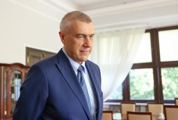 Giertych o ekshumacjach: To, co się dzieje ma ukryć fakt, że generał Błasik wpływał na pilotów