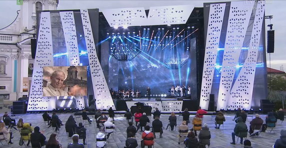 Wadowice - Koncert poświęcony Janowi Pawłowi II [screen z transmisji TVP]