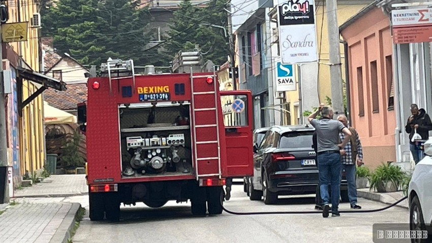 Izbio požar u samom centru Čačka, ubrzo je ugašen