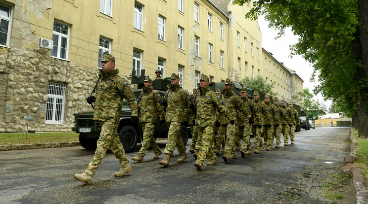 Katonák a Petőfi Laktanyában a Vitéz Szurmay Sándor Budapest Helyőrség Dandárnál / Fotó: MTI - Koszticsák Szilárd 