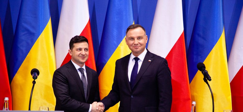 "Dzwoni za każdym razem, kiedy ma jakąś potrzebę". Duda w "Wall Street Journal" opowiada o relacjach z Zełenskim