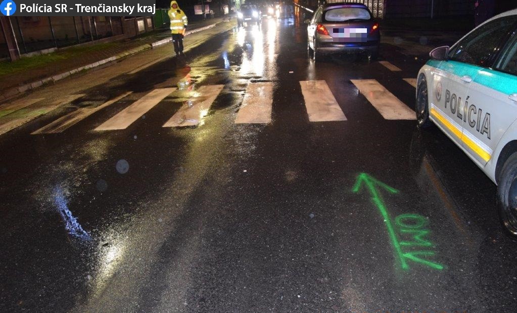 Po nehode na priechode pre chodcov zomrela 71-ročná chodkyňa.
