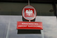 MON reaguje. Szef resortu: analizujemy informacje od wojskowych placówek