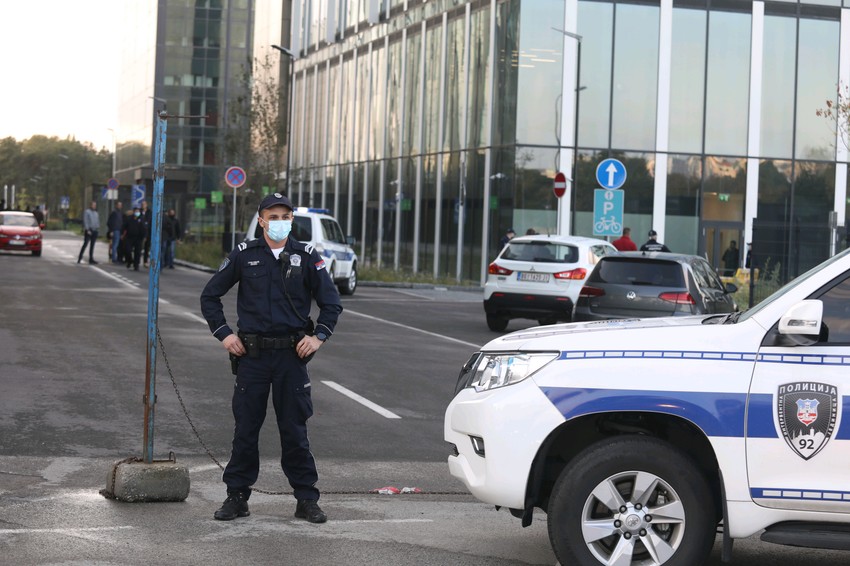 Uviđaj nakon pucnjave u tržnom centru