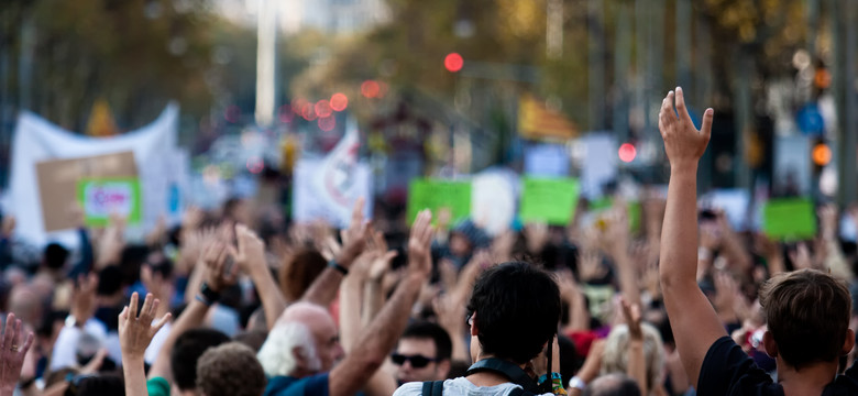 50 tysięcy ludzi na manifestacjach w Warszawie. Nauczyciele najliczniejszą grupą