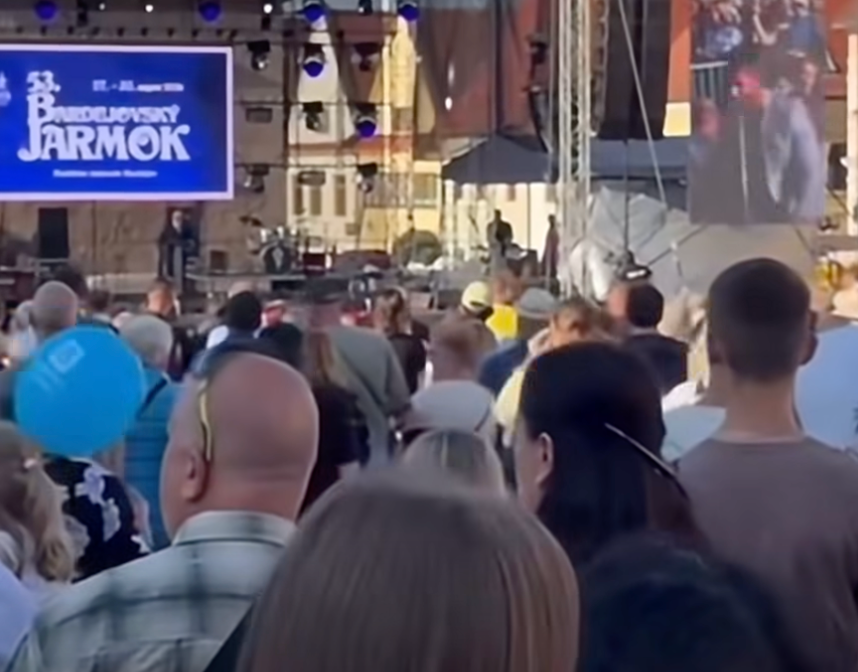 Ministra Šutaja Eštoka v Bardejove vypískali.