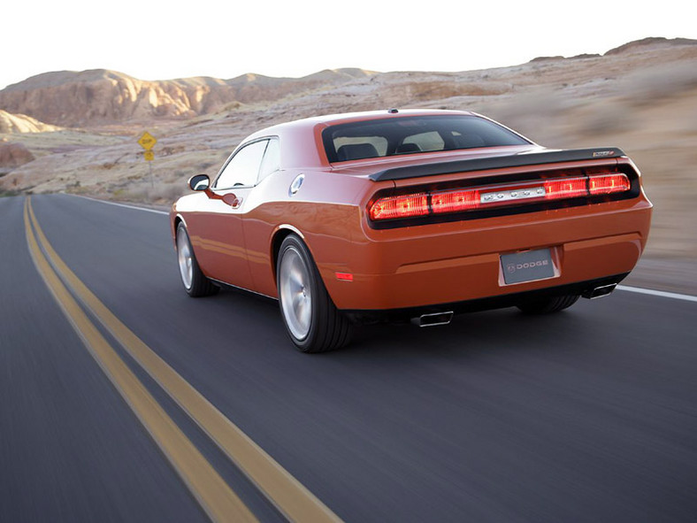 Chicago 2008: Dodge Challenger SRT8 w akcji (video)