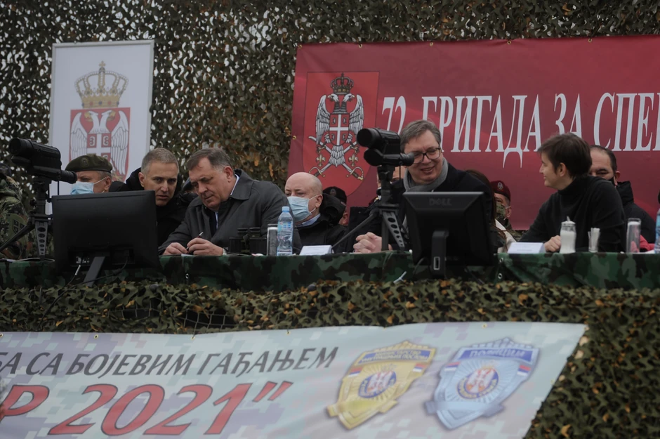 Vojna zežba na pasuljanskim livadama