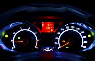 Od dziś nowe kary za cofanie liczników w autach. Nawet 5 lat więzienia