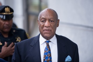 Bill Cosby wychodzi na wolność. Sąd unieważnił wyrok skazujący go za napaść seksualną