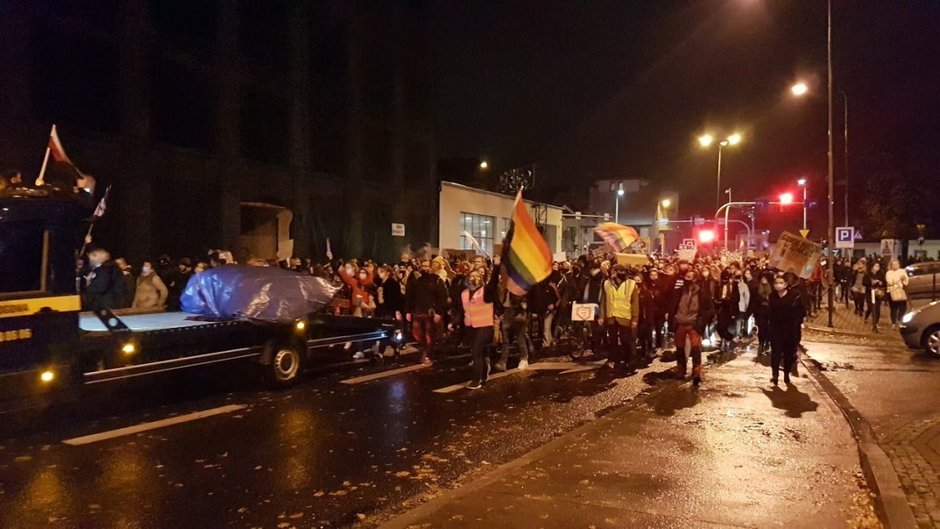 Protest w deszczu