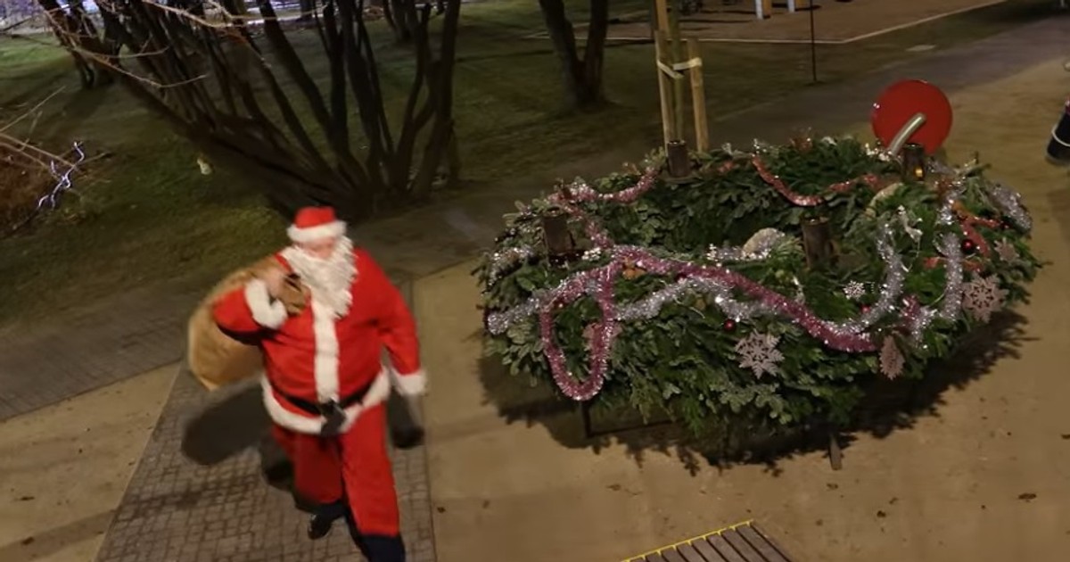 Mikulás randalírozott Budán, pechjére a kamera mindent rögzített – videó