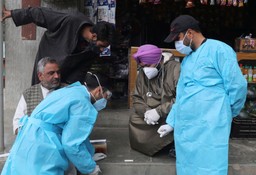 W Indiach stopniowo maleje dobowy przyrost zakażeń. Liczba zgonów wciąż wysoka