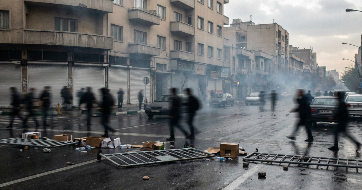 Iran-Erster-Toter-bei-Protesten-Miliz-Mitglied-21-get-tet