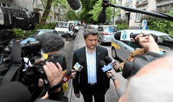 50 tys. zł pensji dla Tuska? Palikot: Okazuje się małym cwaniaczkiem