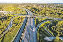 Centralne inwestycje, lokalne korzyści