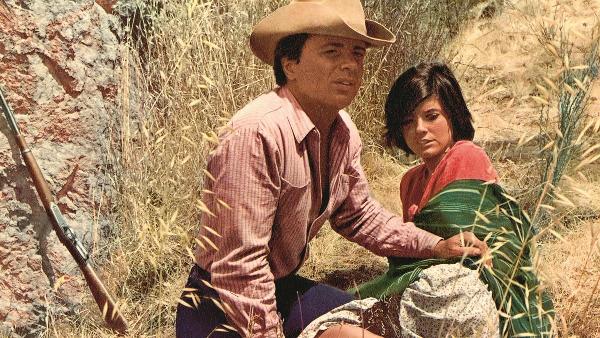 The actors Robert Blake and Katharine Ross in a scene from the movie Tell Them Willie Boy Is Here, 1969