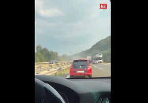 Zapalio se automobil kod Niša