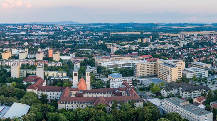 pécs, kórház, koronavírus covid