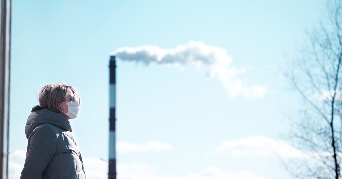 Zanieczyszczone powietrze wpływa nie tylko na płuca. Naukowcy: może powodować także chorobę Alzheimera