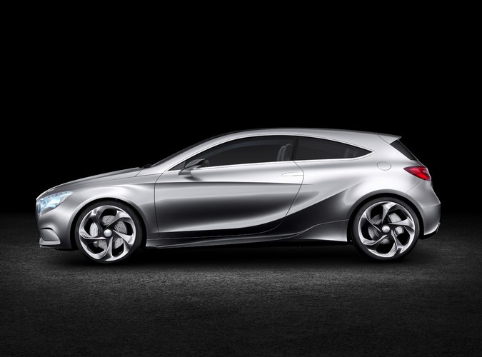 Mercedes Klasy A Concept to przedsmak nowej generacji kompaktowego auta z gwiazdą na masce