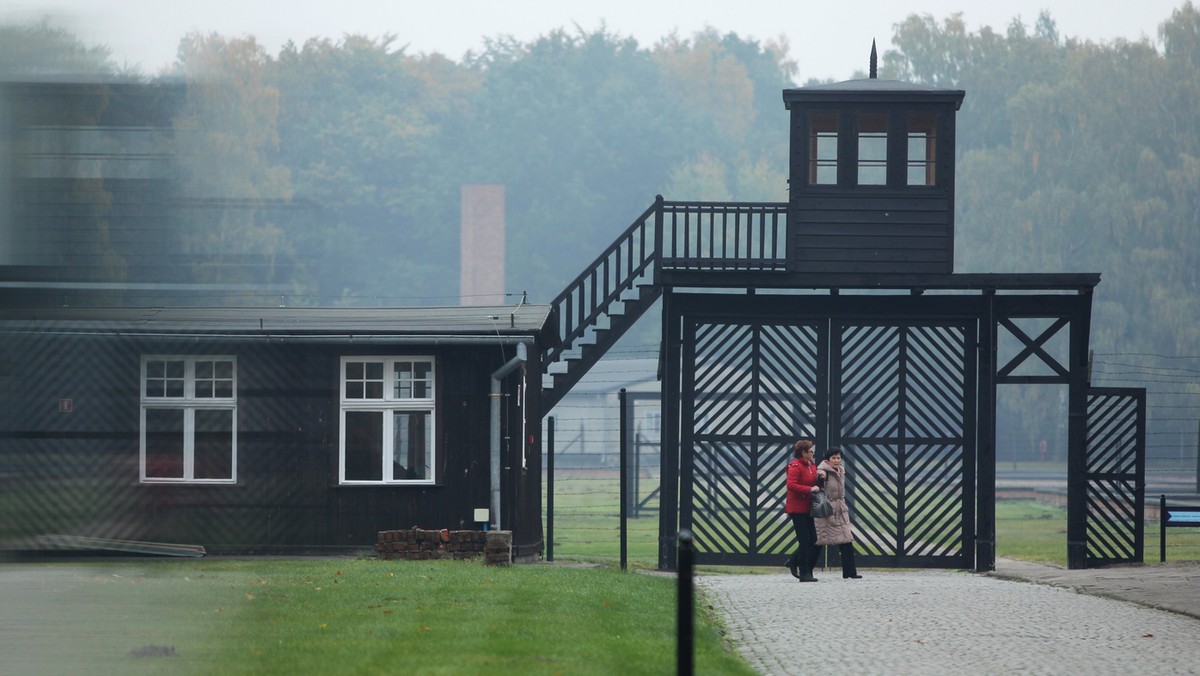 Muzeum Stutthof w Sztutowie zajmie się pozostałościami po dawnym obozie koncentracyjnym; tuż za ogrodzeniem dzisiejszego muzeum znaleziono m.in. fragmenty butów. Teren ma zostać przebadany pod opieką archeologów.