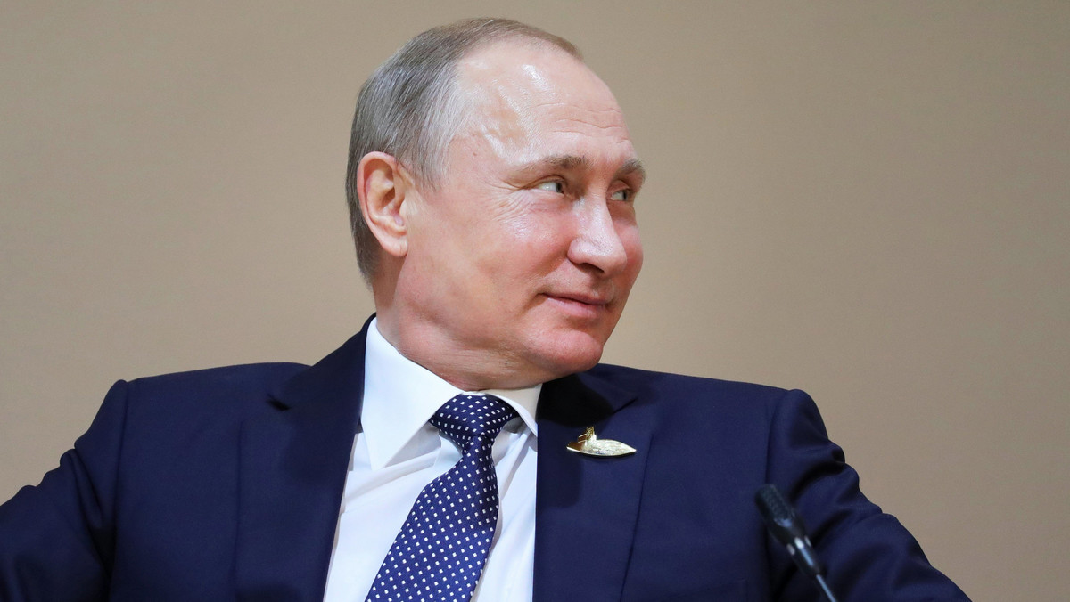 Prezydent Władimir Putin "przyjął do wiadomości" słowa, jakie pod adresem Rosji wygłosił w Warszawie przywódca USA Donald Trump, w tym jego wypowiedź o destabilizujących działaniach Rosji - stwierdził w Hamburgu rzecznik Kremla Dmitrij Pieskow.