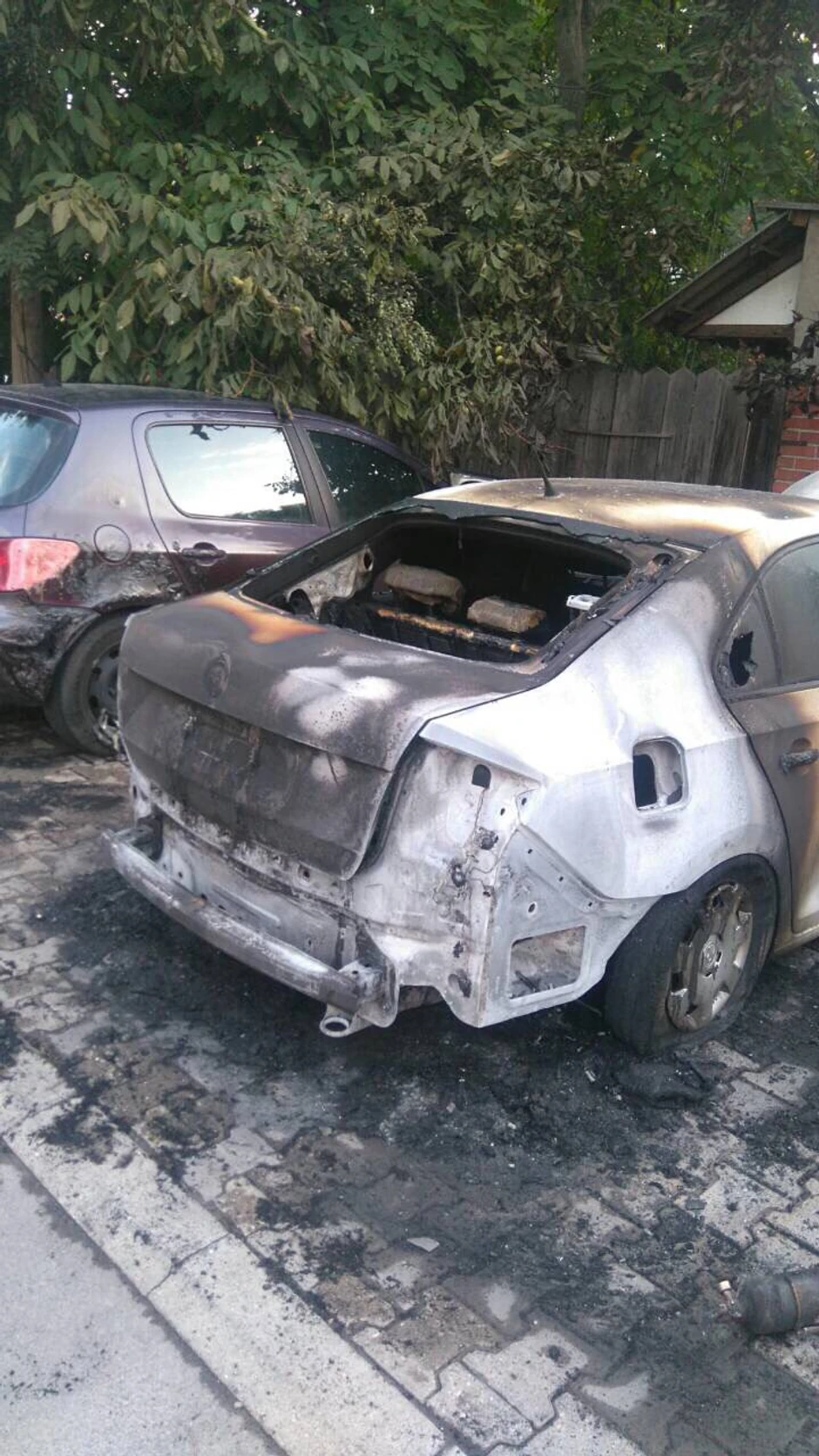 Zapaljena "škoda" zamenice načelnika PUNS