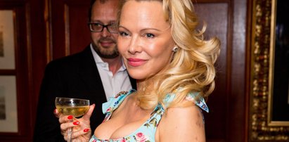 O krok od katastrofy. Wpadka Pameli Anderson