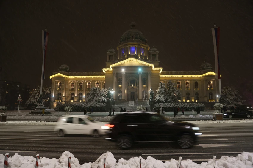 Trg Nikole Pašića otvoren za saobraćaj